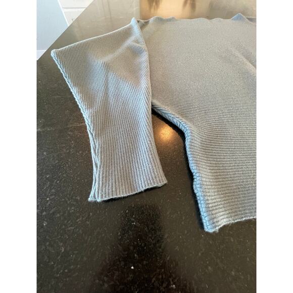 Gaberly Denim BLue boat neck batwing dolman pullover sweater NWOT OS - Picture 5 of 5